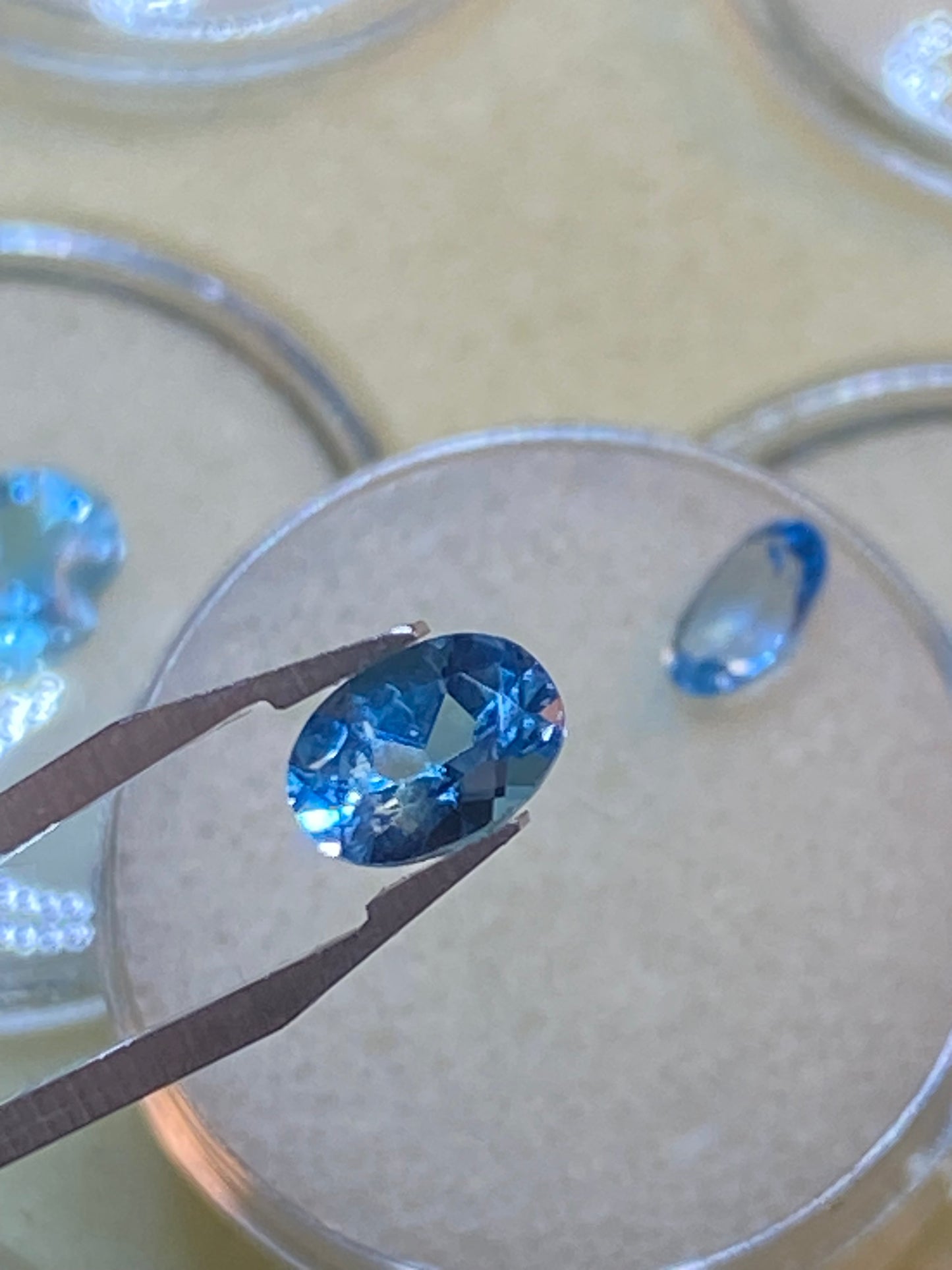 Topazio azzurro naturale - 2,5 ct - coppia