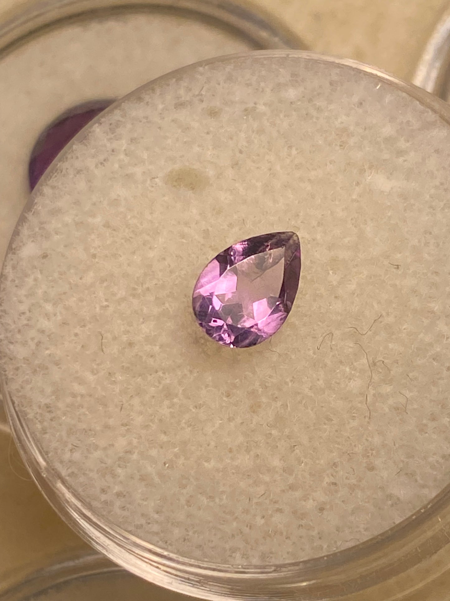 Ametista naturale - 2 ct - taglio goccia