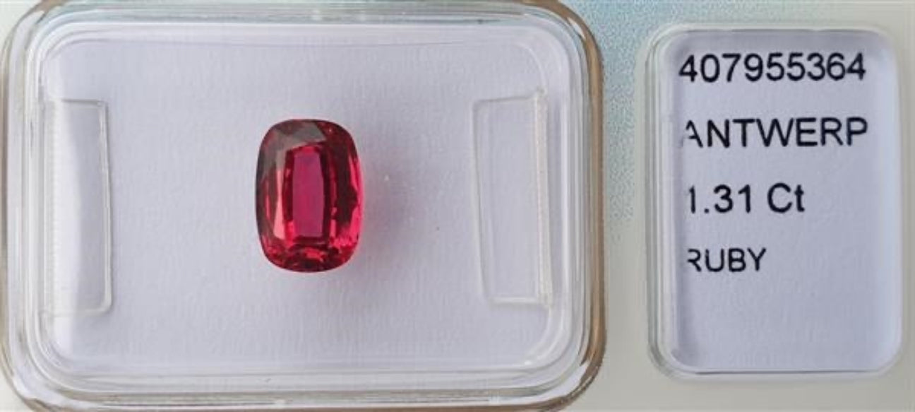Rubino naturale - certificato IGI - 1,31 ct