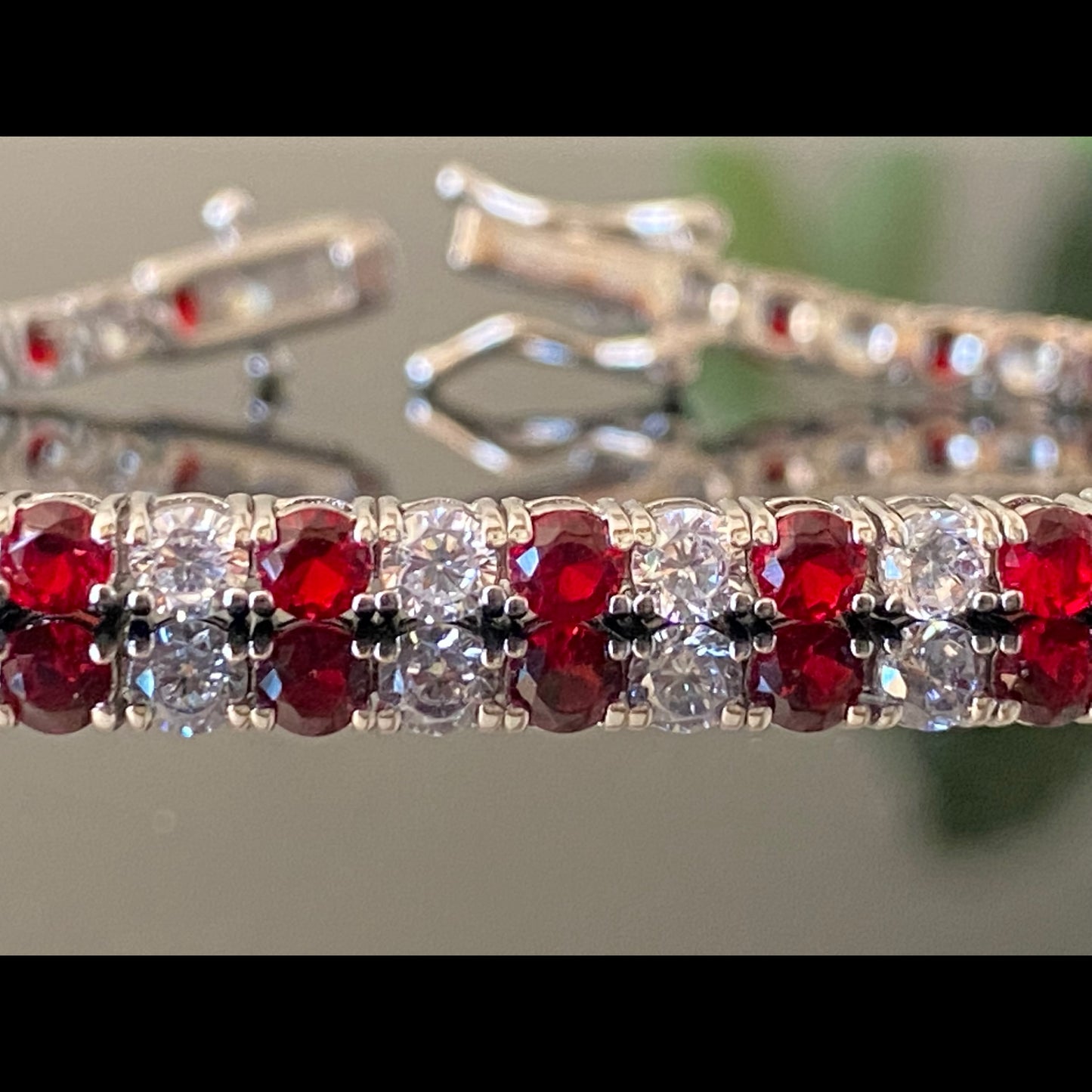 Bracciale Tennis Griffe 3 mm - alternato rosso rubino