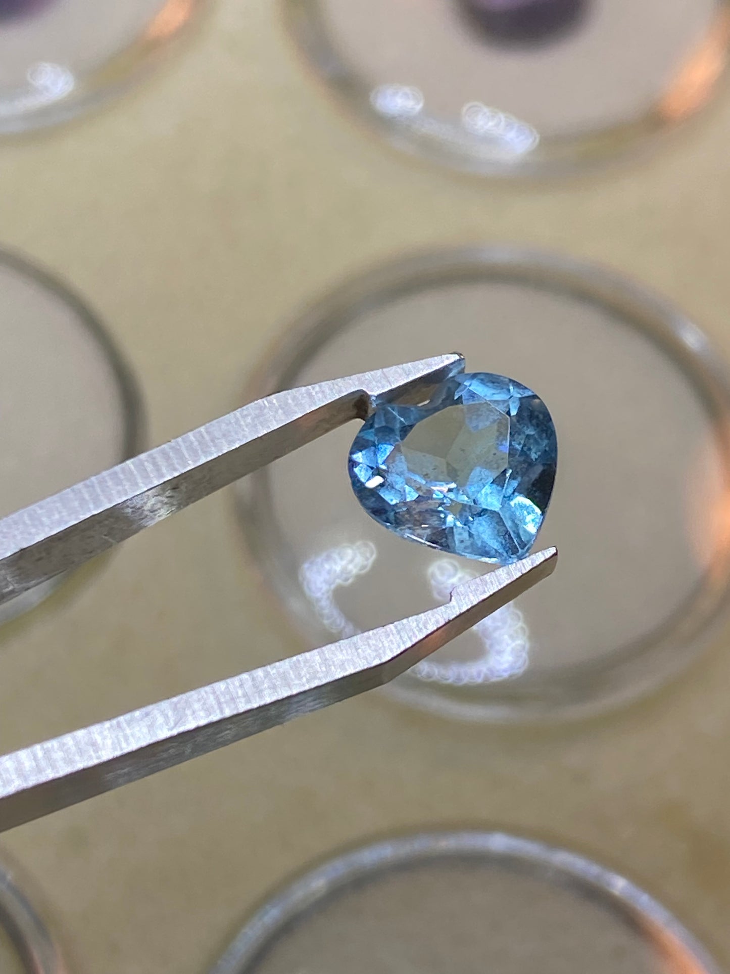 Topazio azzurro naturale - 2,5 ct - taglio cuore