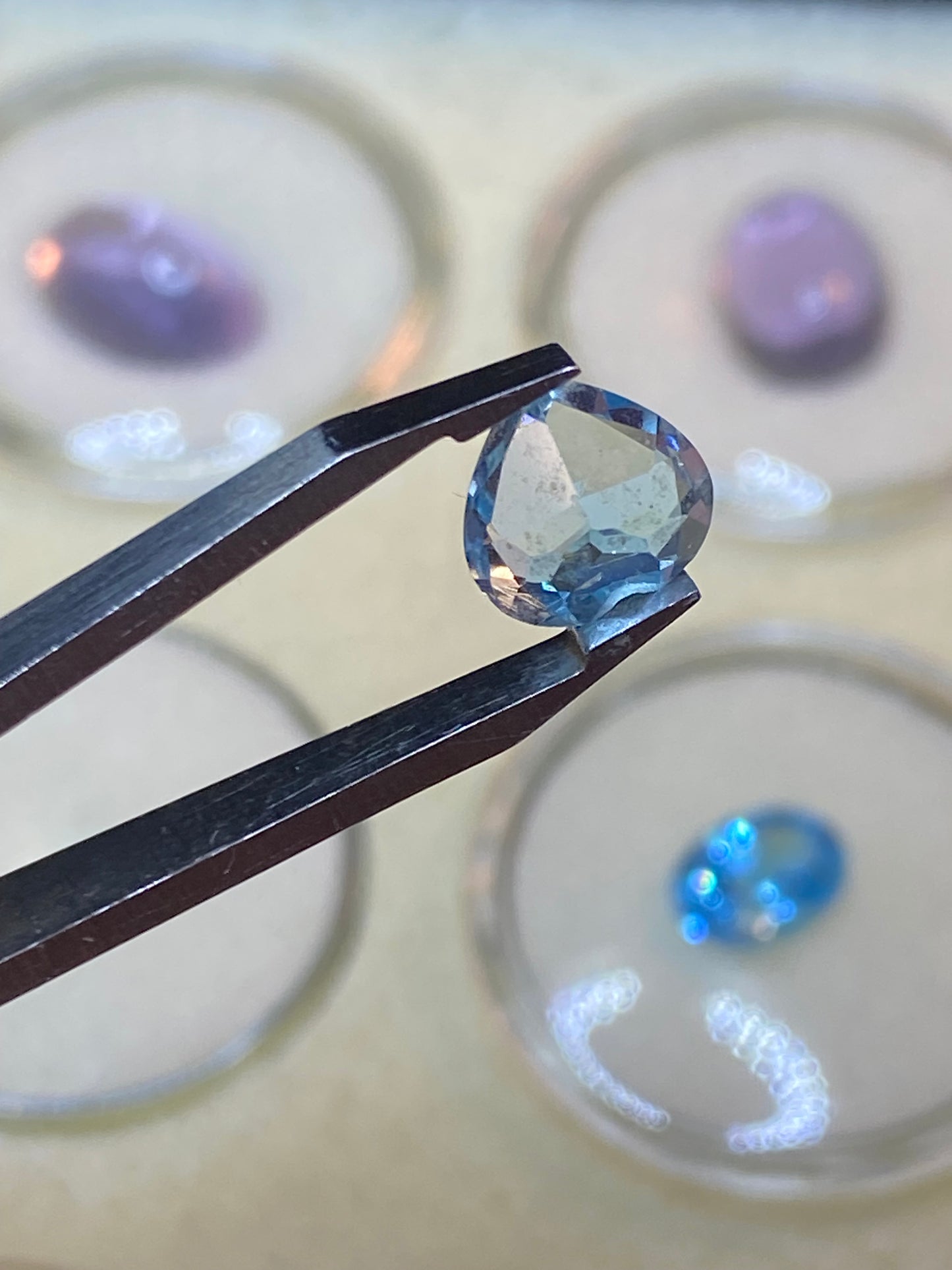 Topazio azzurro naturale - 2,5 ct - taglio cuore