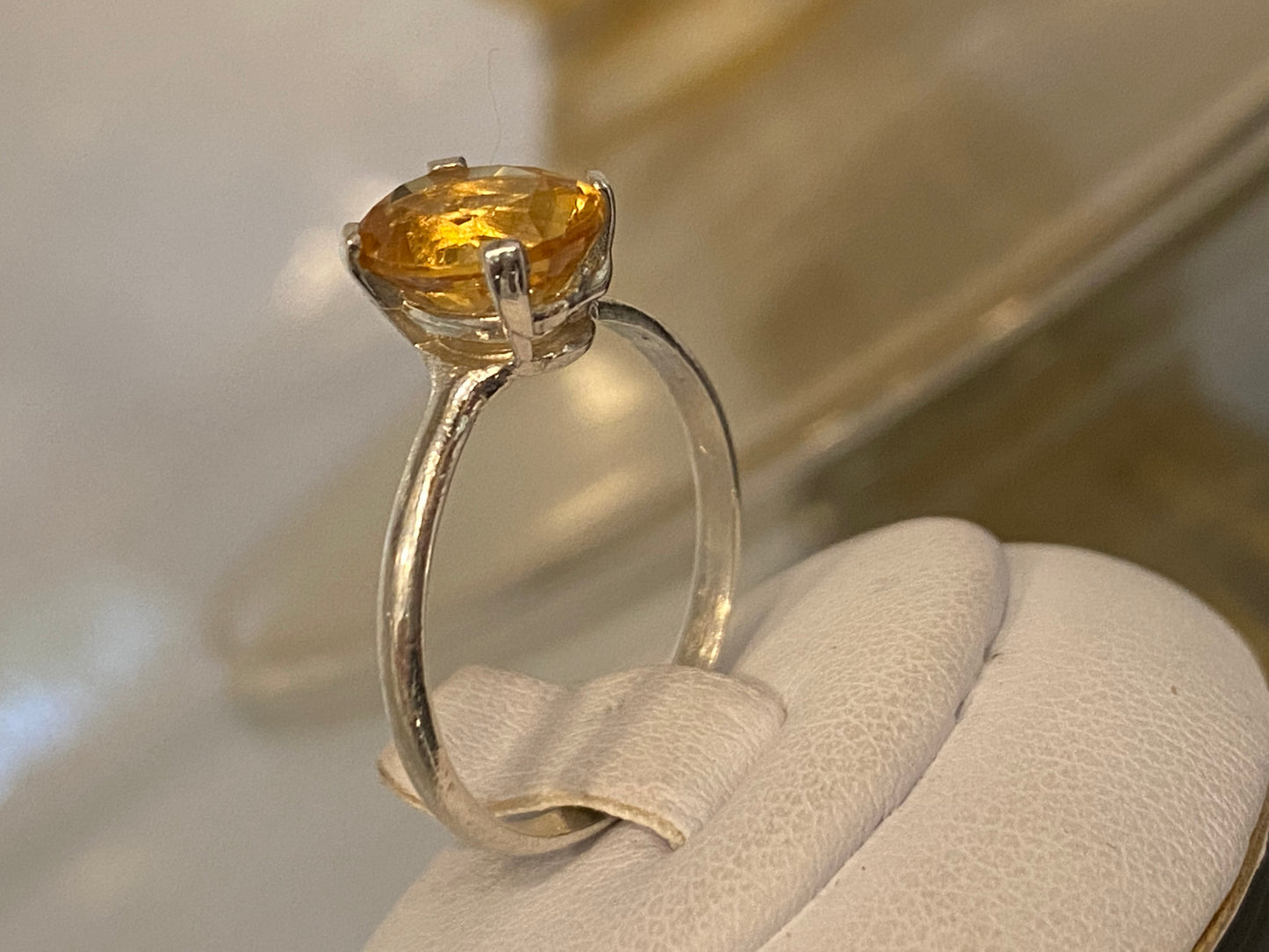 Anello Topazio 4 carati