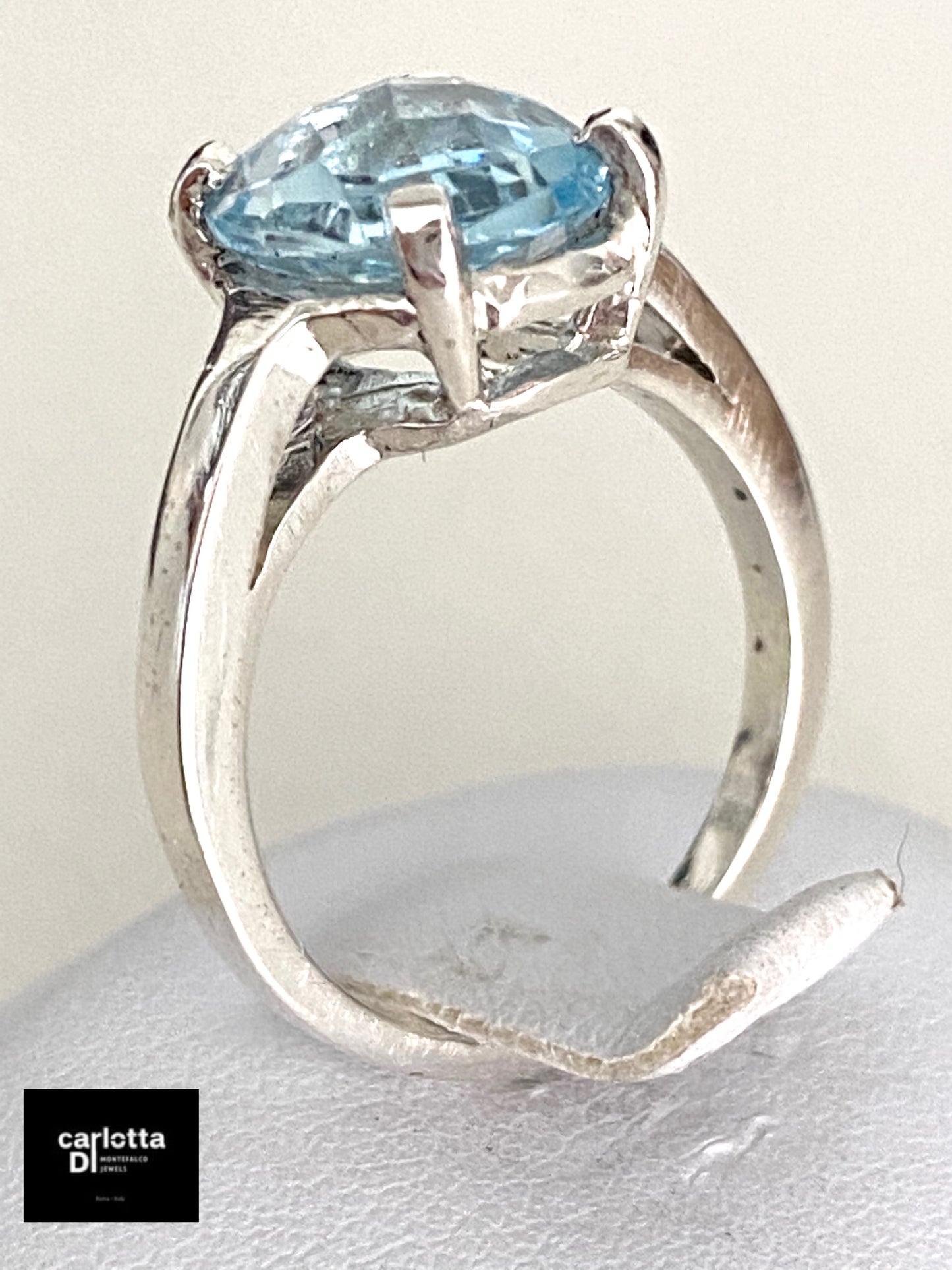 Anello Topazio 7 carati