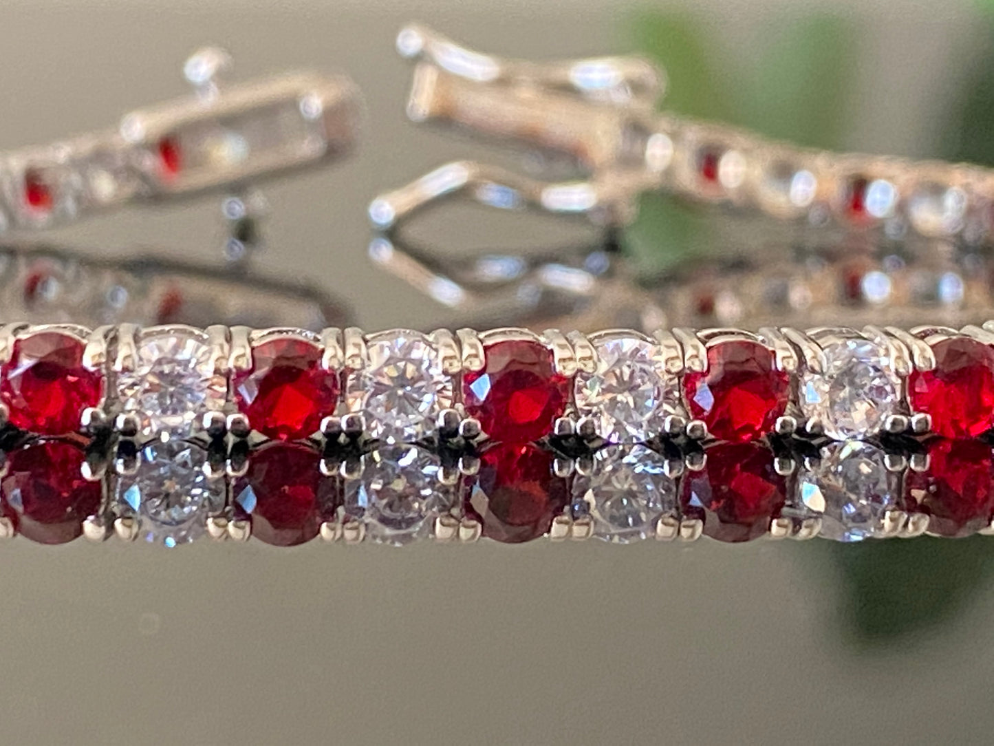 Bracciale Tennis Griffe 3 mm - alternato rosso rubino