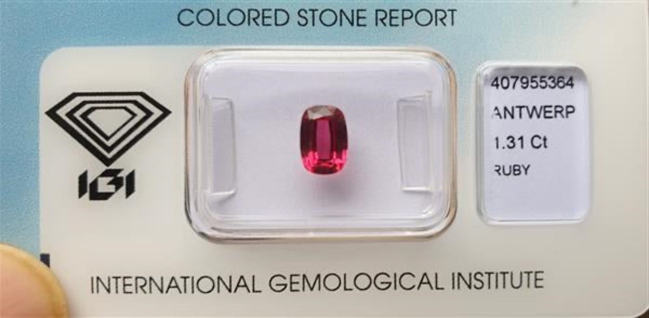Rubino naturale - certificato IGI - 1,31 ct