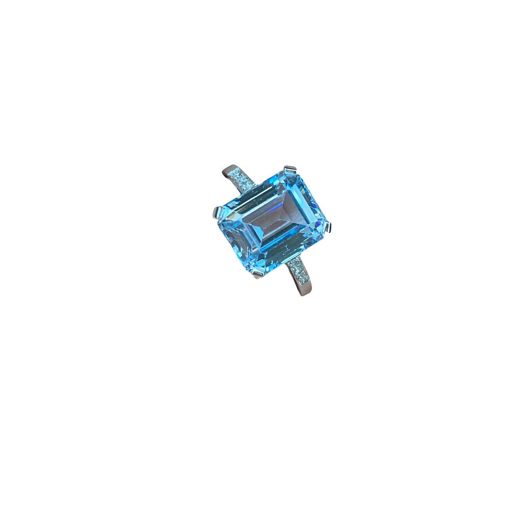 Anello Acquamarina 7,5 ct e diamanti