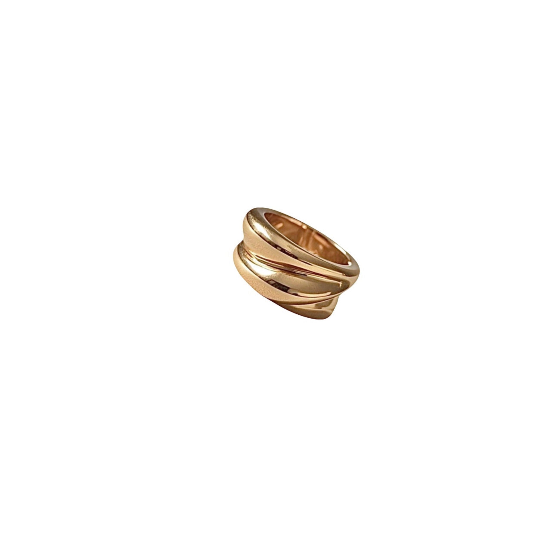 18k gold contemporary band ring | Fine jewelry Made in Italy Carlotta di Montefalco 