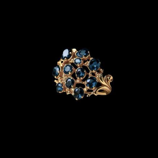 18k gold ring with natural blue tourmaline gemstones | Segreti di Corte fine jewelry Made in Italy