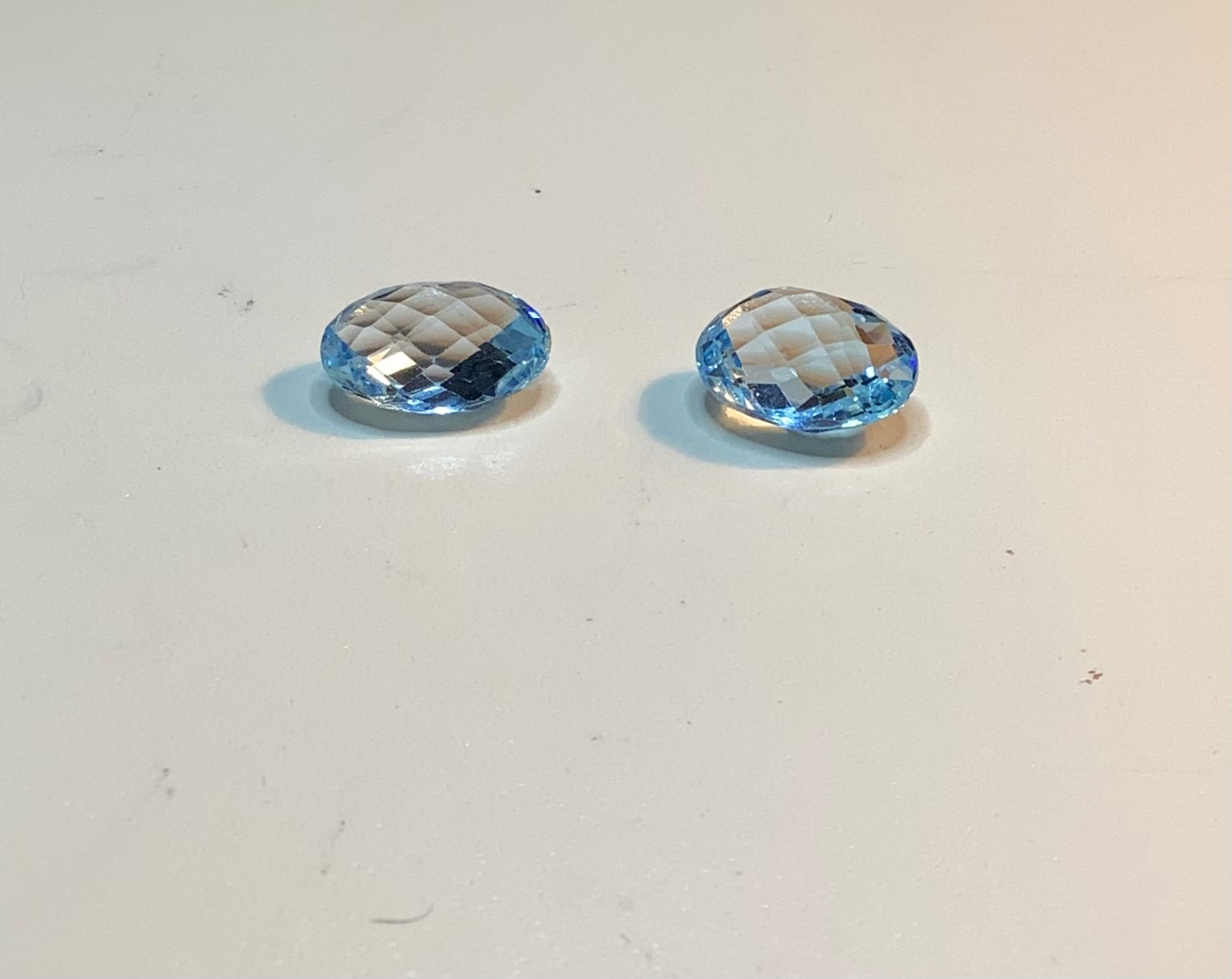 Topazio azzurro taglio briolette navette per anello o orecchini donna 